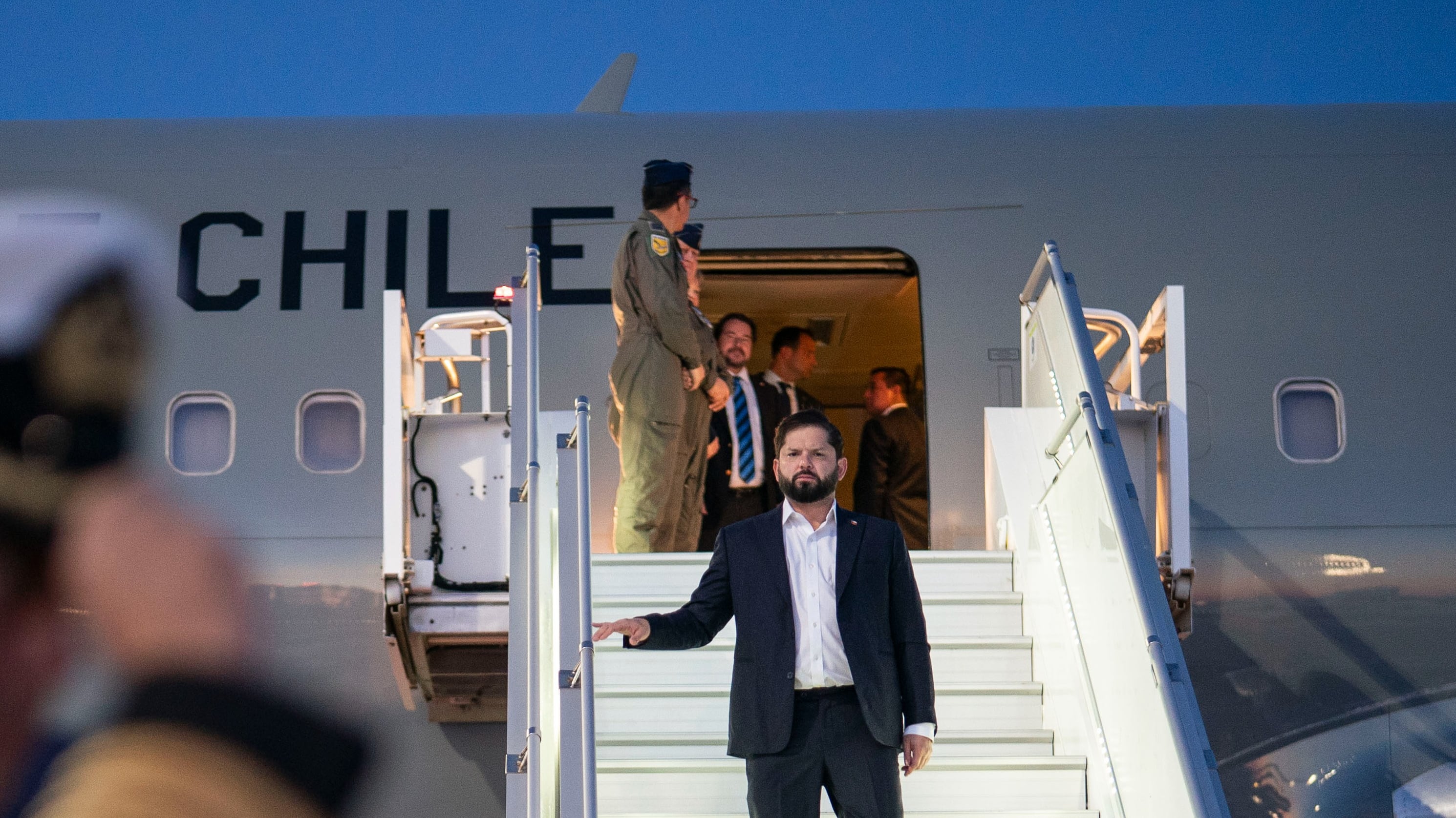 Acontecida fue la llegada del Presidente Boric a Chile