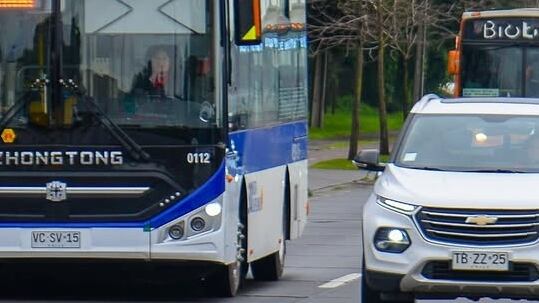 El ministro de Transportes, Juan Carlos Muñoz, confirmó que están trabajando en posibles nuevas combinaciones de letras y dígitos para las patentes chilenas.