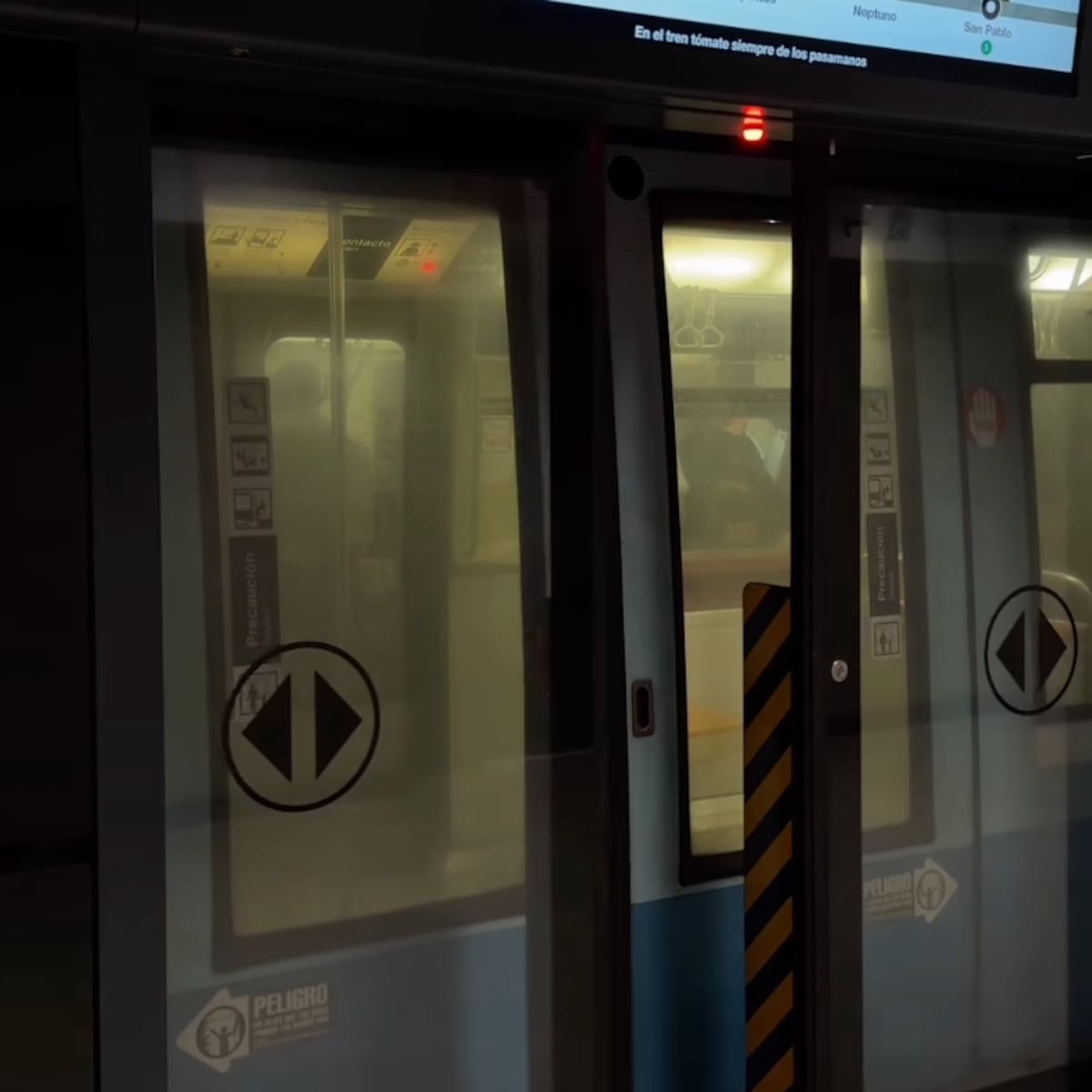 Metro inicia pruebas de puertas en andén en estación San Pablo de Línea 1 Metro inicia pruebas de puertas en andén en estación San Pablo de Línea 1