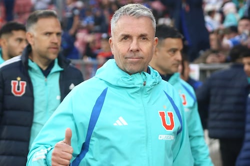 Lo desmintieron mil veces pero está casi listo: Gustavo Álvarez sería el nuevo entrenador de Perú