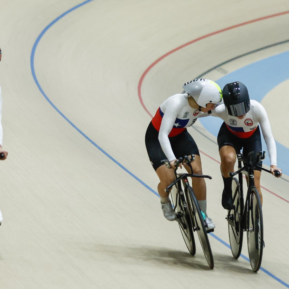 Delegación chilena destaca en Panamericanos Junior de Asunción con dos medallas de oro en ciclismo Delegación chilena destaca en Panamericanos Junior de Asunción con dos medallas de oro en ciclismo