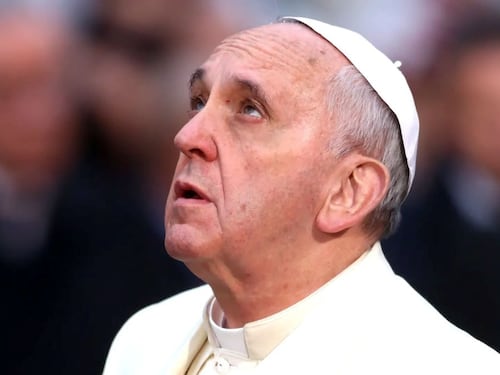 Recae la salud del papa Francisco: sigue en estado crítico tras crisis respiratoria y nuevas complicaciones