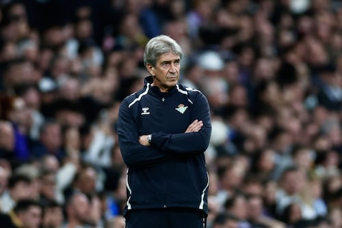 ¿Manuel Pellegrini a La Roja? El DT del Betis fijó las condiciones que le permitirían llegar a la banca de la Selección Chilena