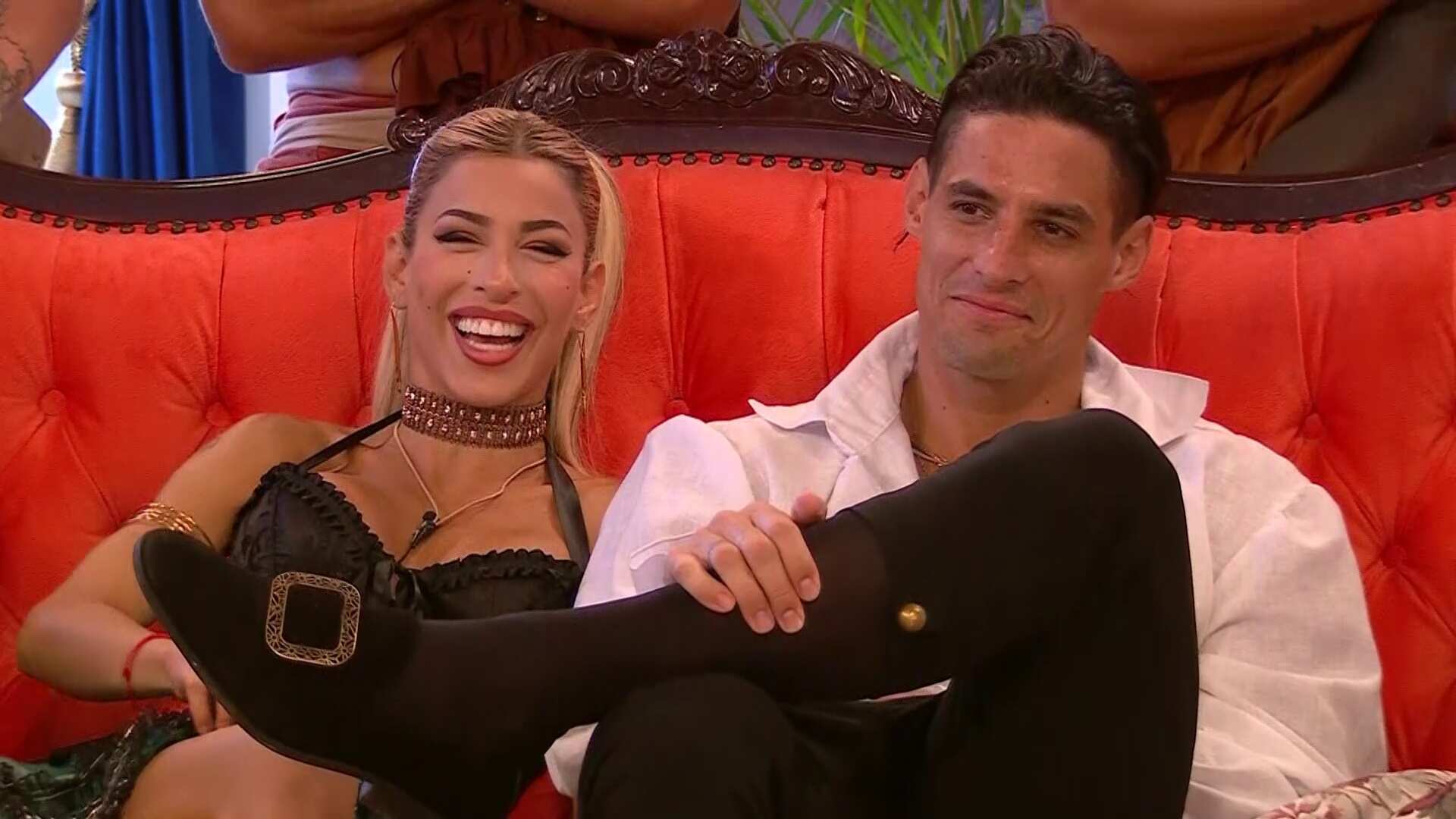 Oriana Marzoli y Facundo González “¿Ganar o Servir?”