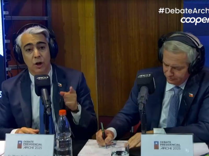 Marco Enríquez-Ominami emplazó a Johannes Kaiser por indulto a Krassnoff: “Él no ha colaborado con la verdad, asesinó a dos tíos míos y a mi padre”