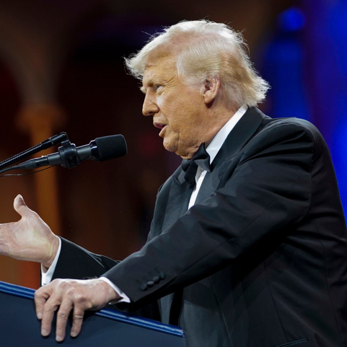 Trump sorprende: Pausa aranceles a la mayoría de países y los aumenta 125% para China Trump sorprende: Pausa aranceles a la mayoría de países y los aumenta 125% para China