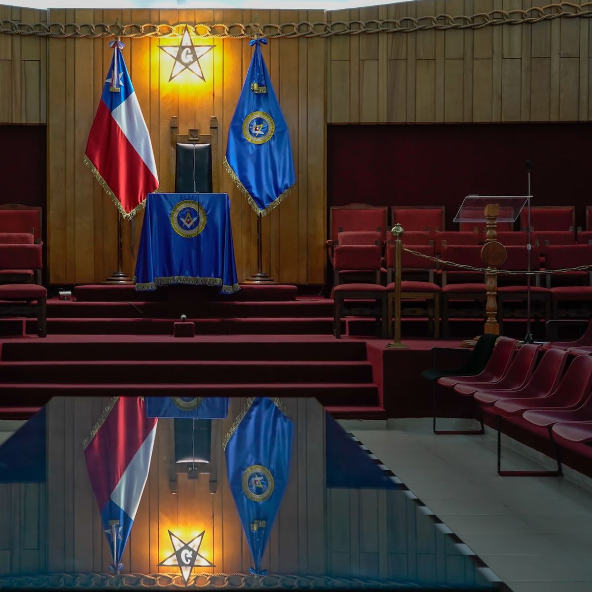 Gran Logia de Chile rechaza insinuaciones tras hallazgo de cráneos en inmueble masónico Gran Logia de Chile rechaza insinuaciones tras hallazgo de cráneos en inmueble masónico