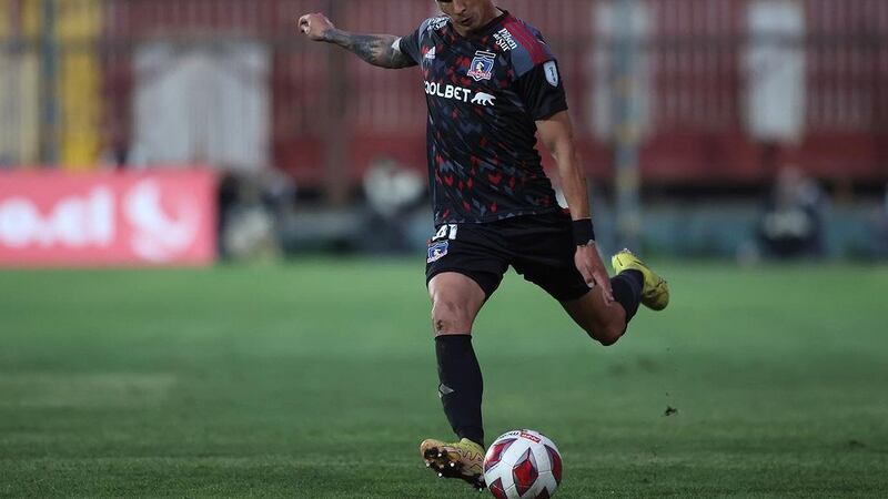 “Algo lindo”: hinchas de Colo Colo le harán un homenaje a Erick Wiemberg en el minuto 21 del partido ante Copiapó