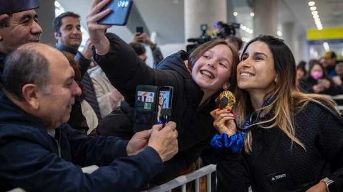 La deportista nacional respondió a los cuestionamientos de la británica Amber Rutter por considerar injusto no haber ganado ella la presea dorada en la competencia de tiro skeet.