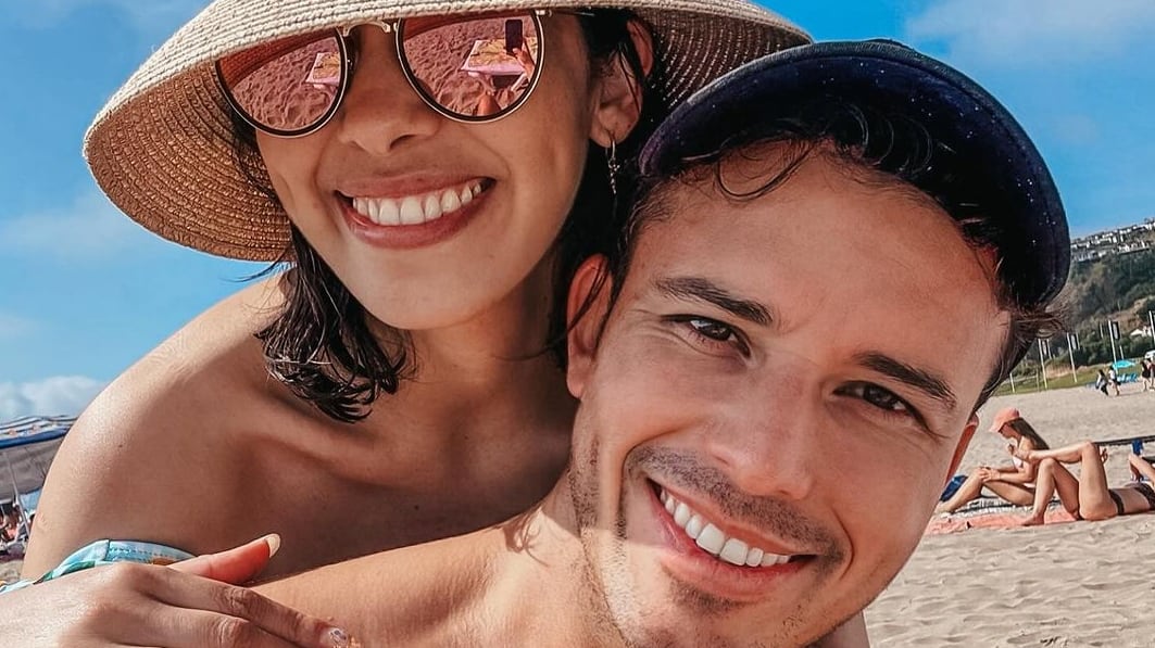 El cantante nacional se mostró feliz de su actual relación sentimental con Andriola.