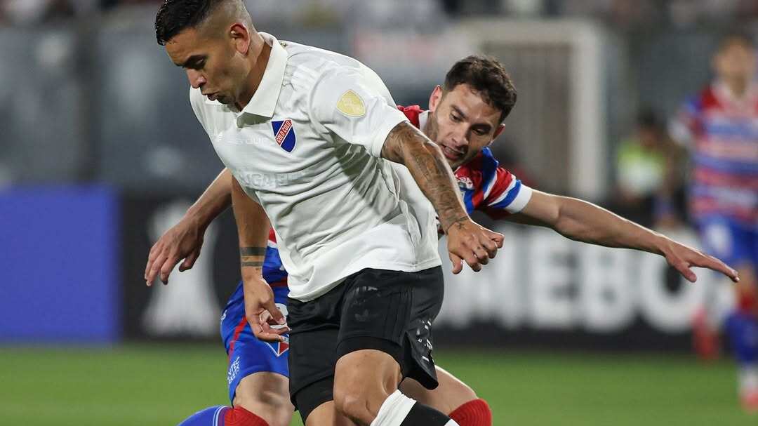 El Cacique recibirá esta noche a Racing Club en el estadio Monumental bajo estrictas medidas de seguridad, tanto del club como de contingente de Carabineros.