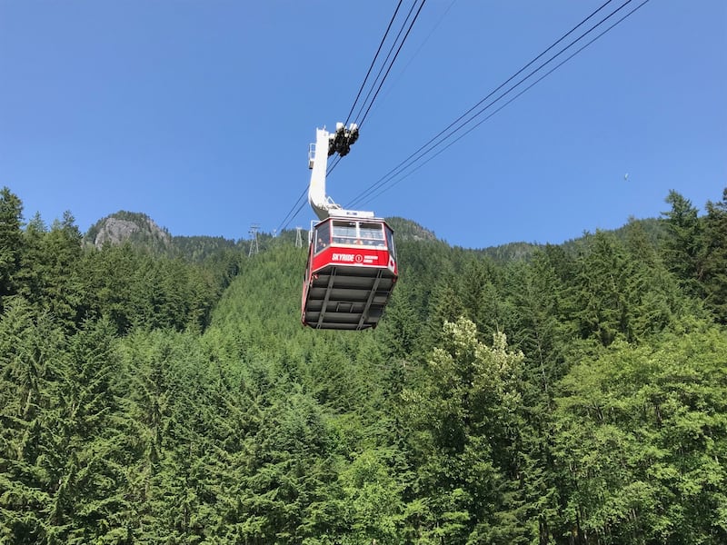 Rodeada de montañas, bosques y el Océano Pacífico, esta ciudad combina naturaleza, cultura y vida urbana como pocas ciudades en el mundo. Foto: Said Pulido.