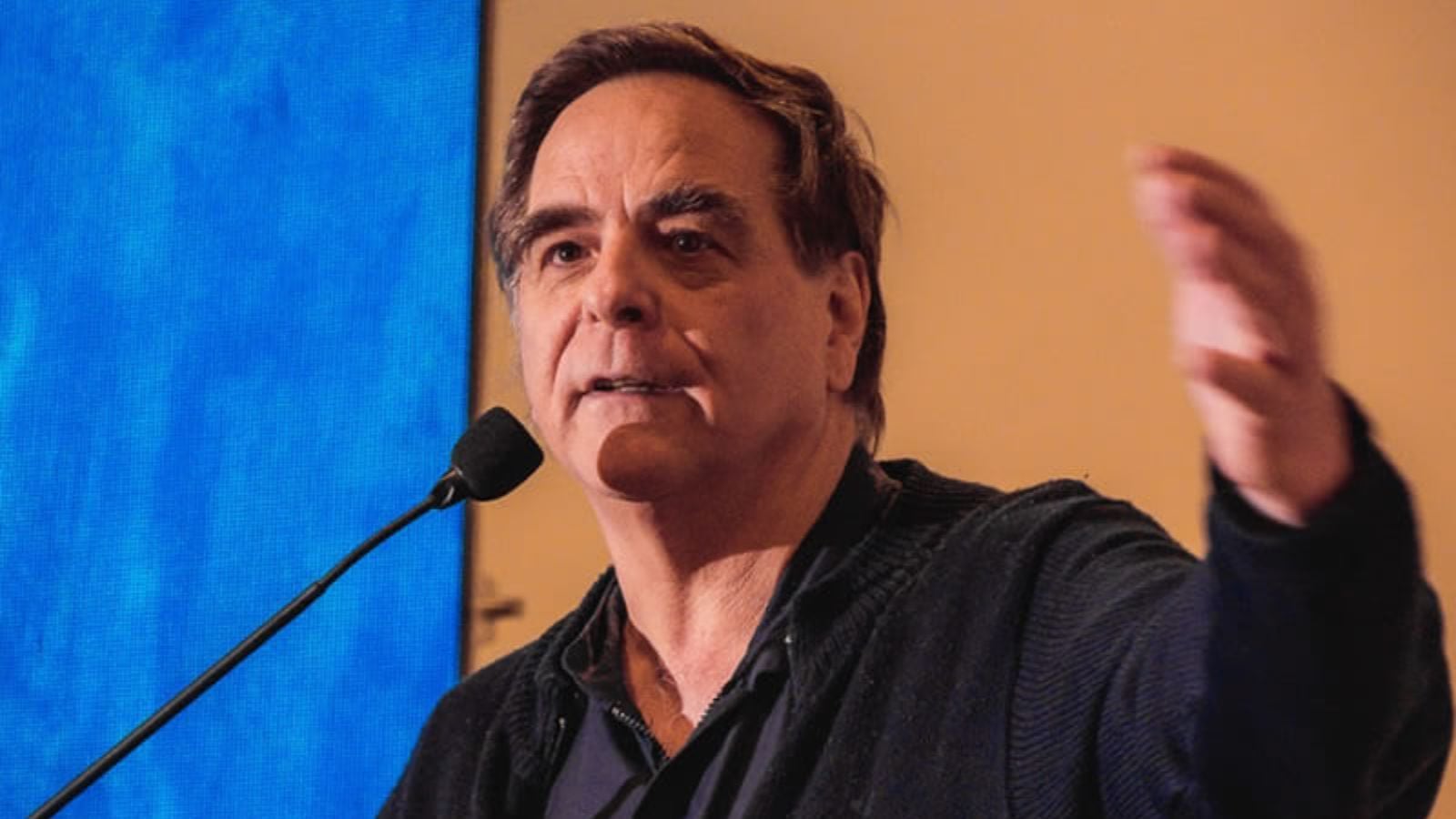 Felipe Berríos negó acusaciones: “Nunca me he aprovechado de mi posición de sacerdote”