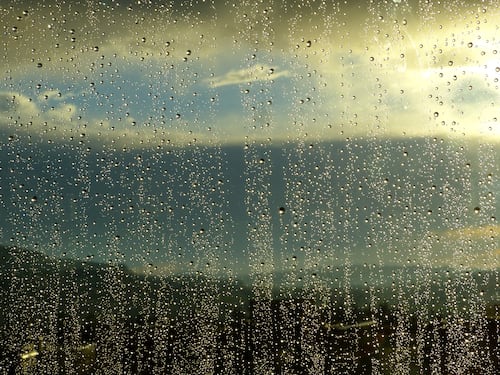¿A qué hora llueve en Santiago este miércoles?: Anticipan concentración de lluvia por 6 horas