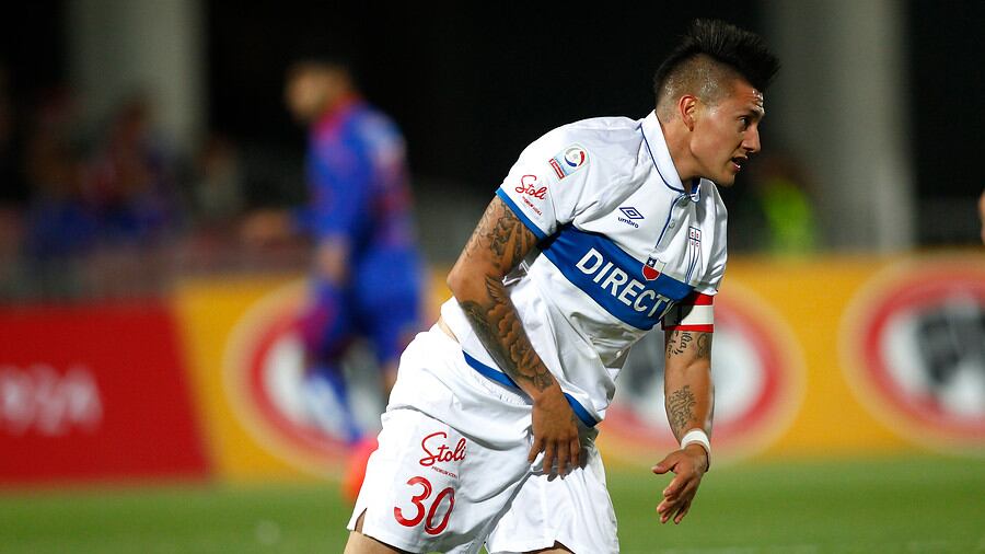 Nicolás Castillo podría vivir su tercera etapa en el plantel profesional de la UC