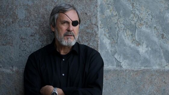 Expareja de Santiago Pavlovic se querella en su contra por maltrato habitual: acusa humillaciones y coerción sexual