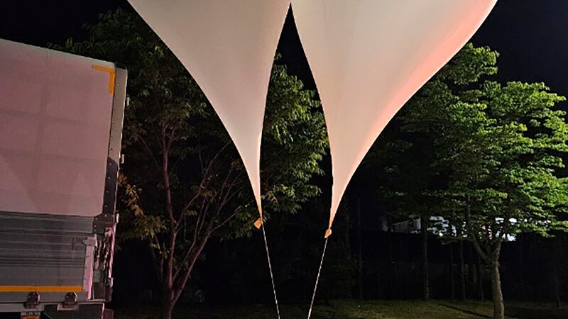 Corea del Norte envía más globos con basura a Corea del Sur