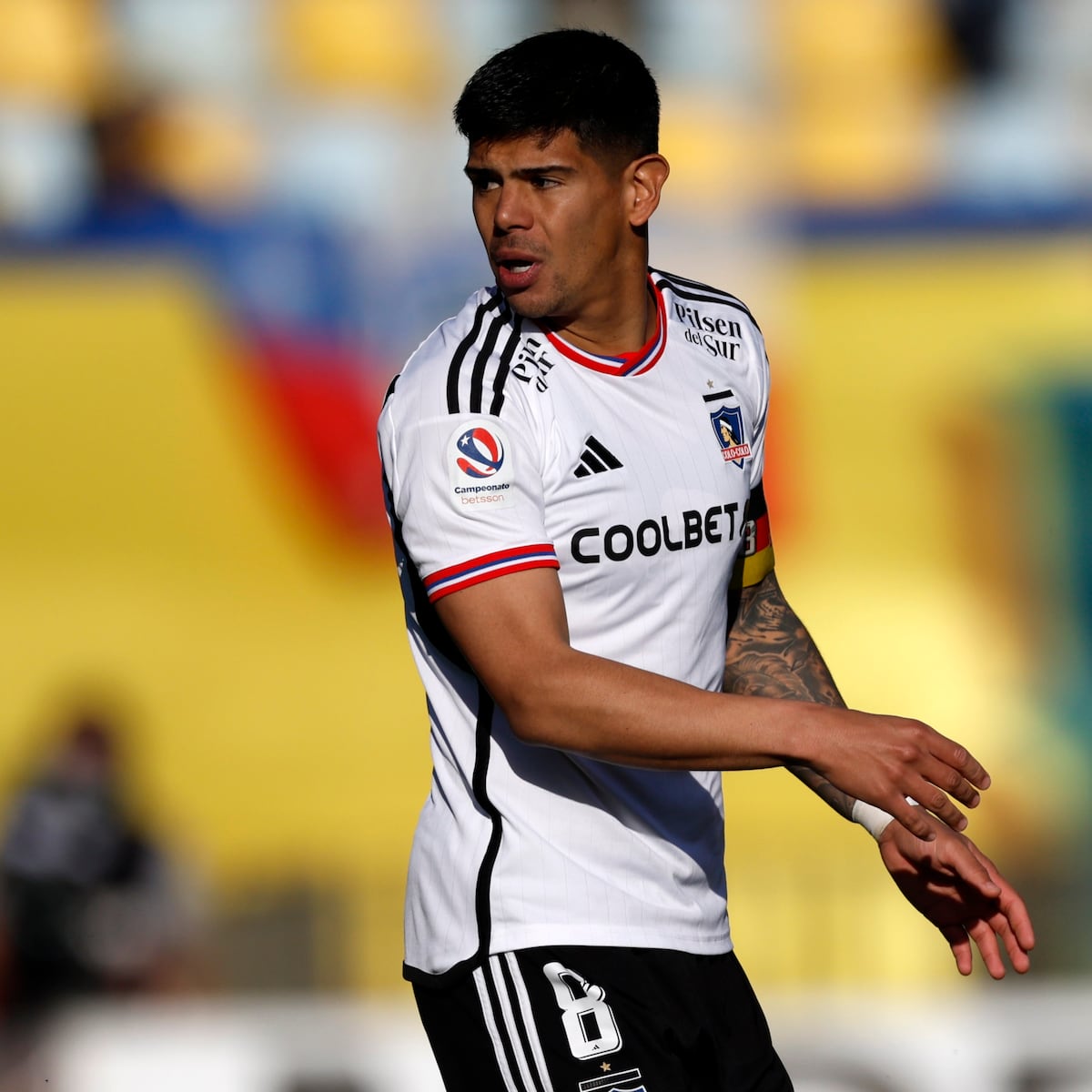 Esteban Pavez critica dirigentes y entrenador al dejar Colo Colo Esteban Pavez critica dirigentes y entrenador al dejar Colo Colo