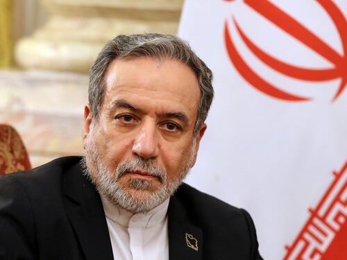 Irán se reúne con agencia nuclear de la ONU antes de una segunda ronda de diálogos con EEUU