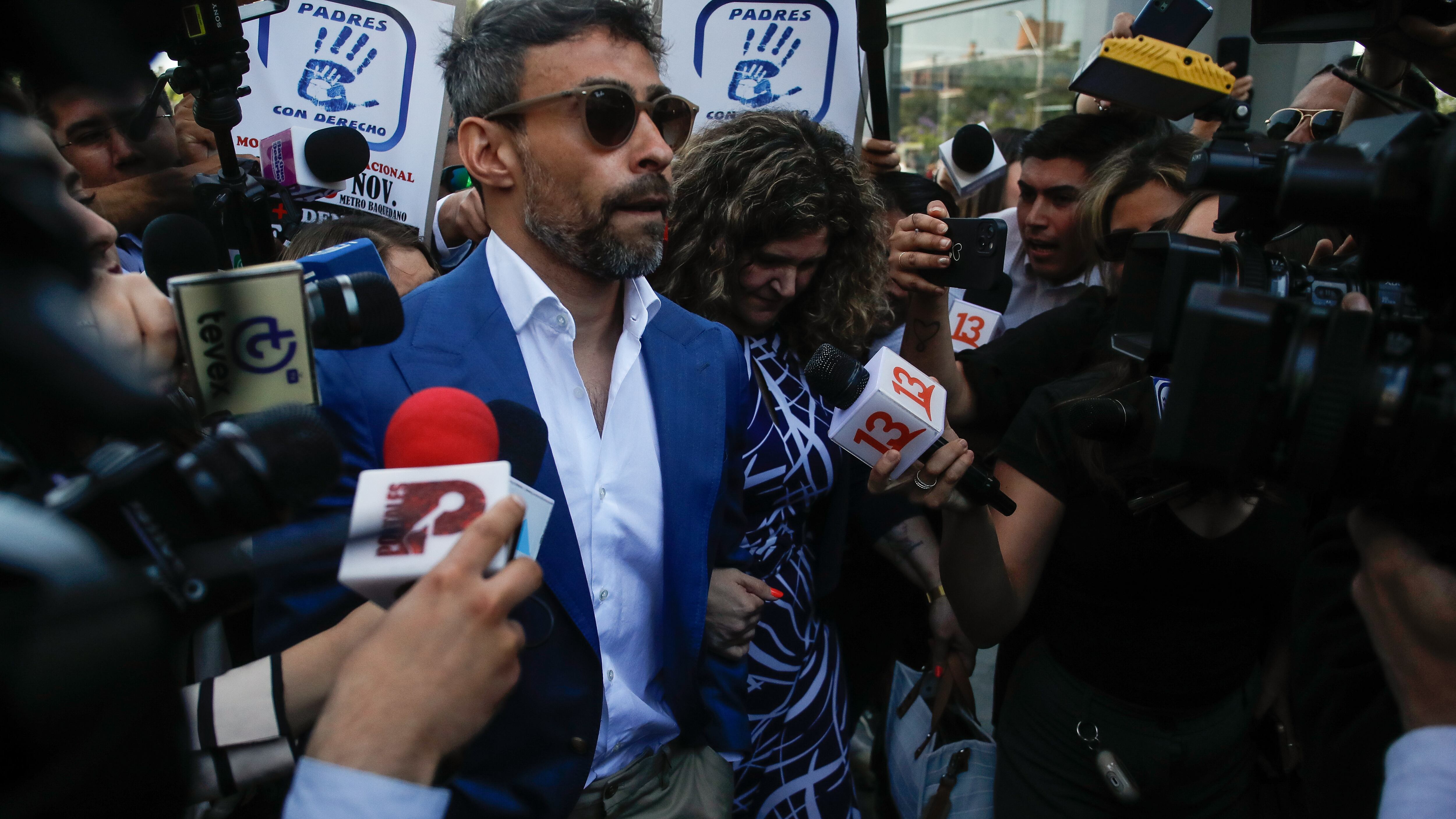 Jorge Valdivia quedó con arresto domiciliario nocturno tras reformalización por violación