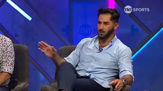 El exarquero criticó en el programa "Todos somos técnicos" el curso de entrenadores impartido por el INAF a integrantes de la Generación Dorada.