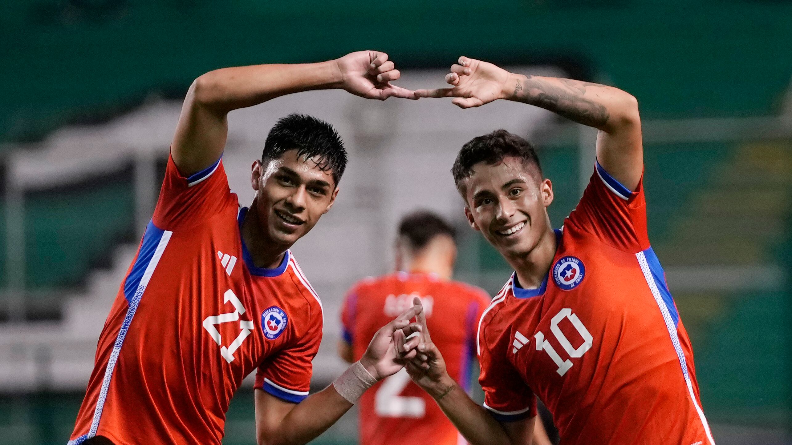 Lucas Assadi y Darío Osorio