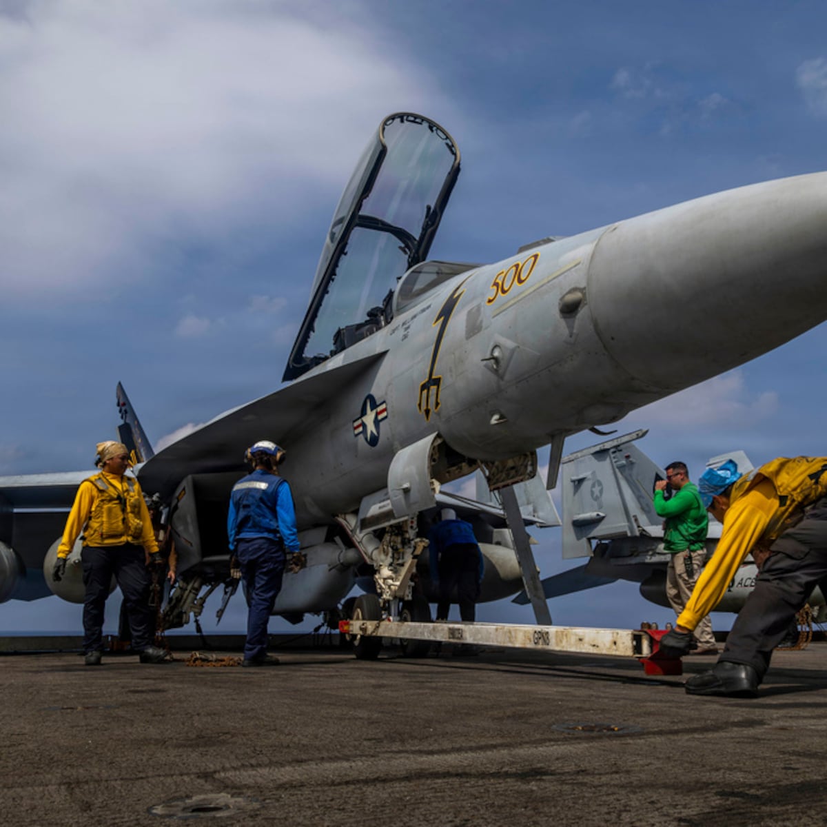 Portaviones de Estados Unidos llega al Medio Oriente ante amenazas de Trump a Irán Portaviones de Estados Unidos llega al Medio Oriente ante amenazas de Trump a Irán