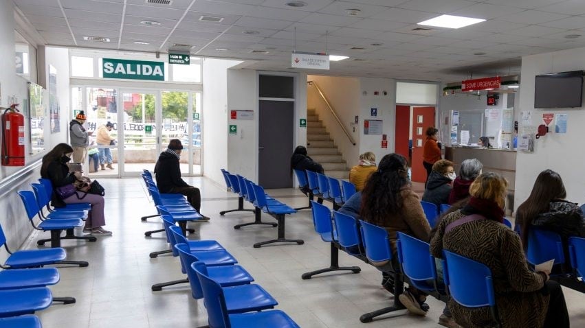 Estudio revela que 57,4 % de los usuarios de la salud municipal considera difícil obtener una hora médica y dental