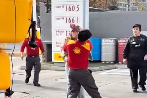 Shell evalúa acciones legales contra mujer que agredió a trabajadores de bencinera en Las Condes: estaba drogada