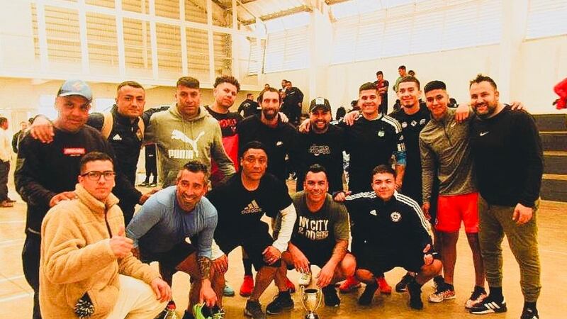 Viejos cracks le dieron una alegría a Luis Núñez en la cárcel de Rancagua: “Cometió errores, pero no lo vamos a dejar solo”