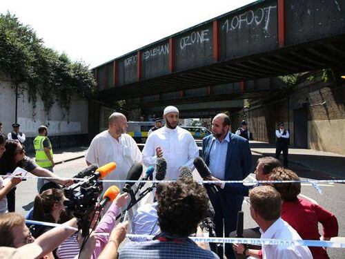 Un imán evitó que la multitud golpeara al galés autor de ataque terrorista a una mezquita en Londres