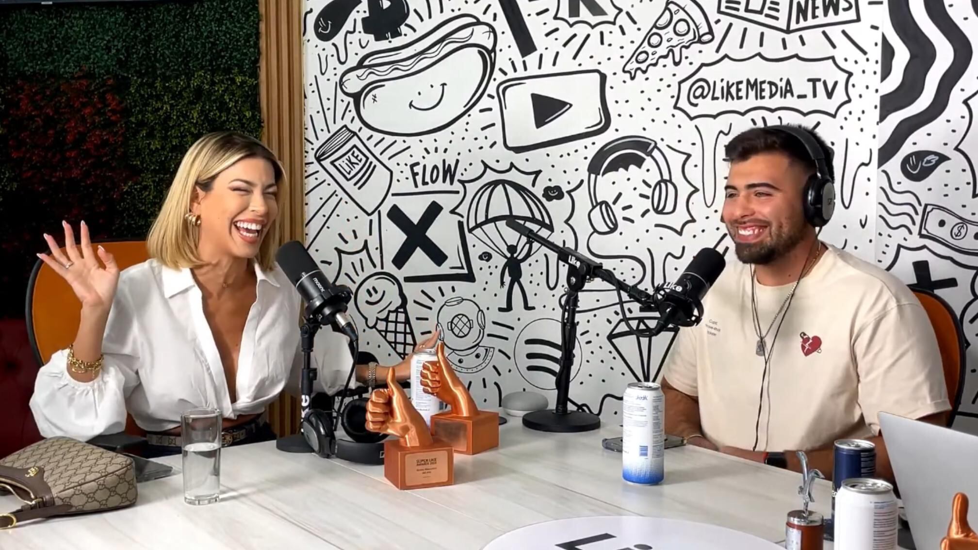 Oriana Marzoli en el panel de "Un Día Más"