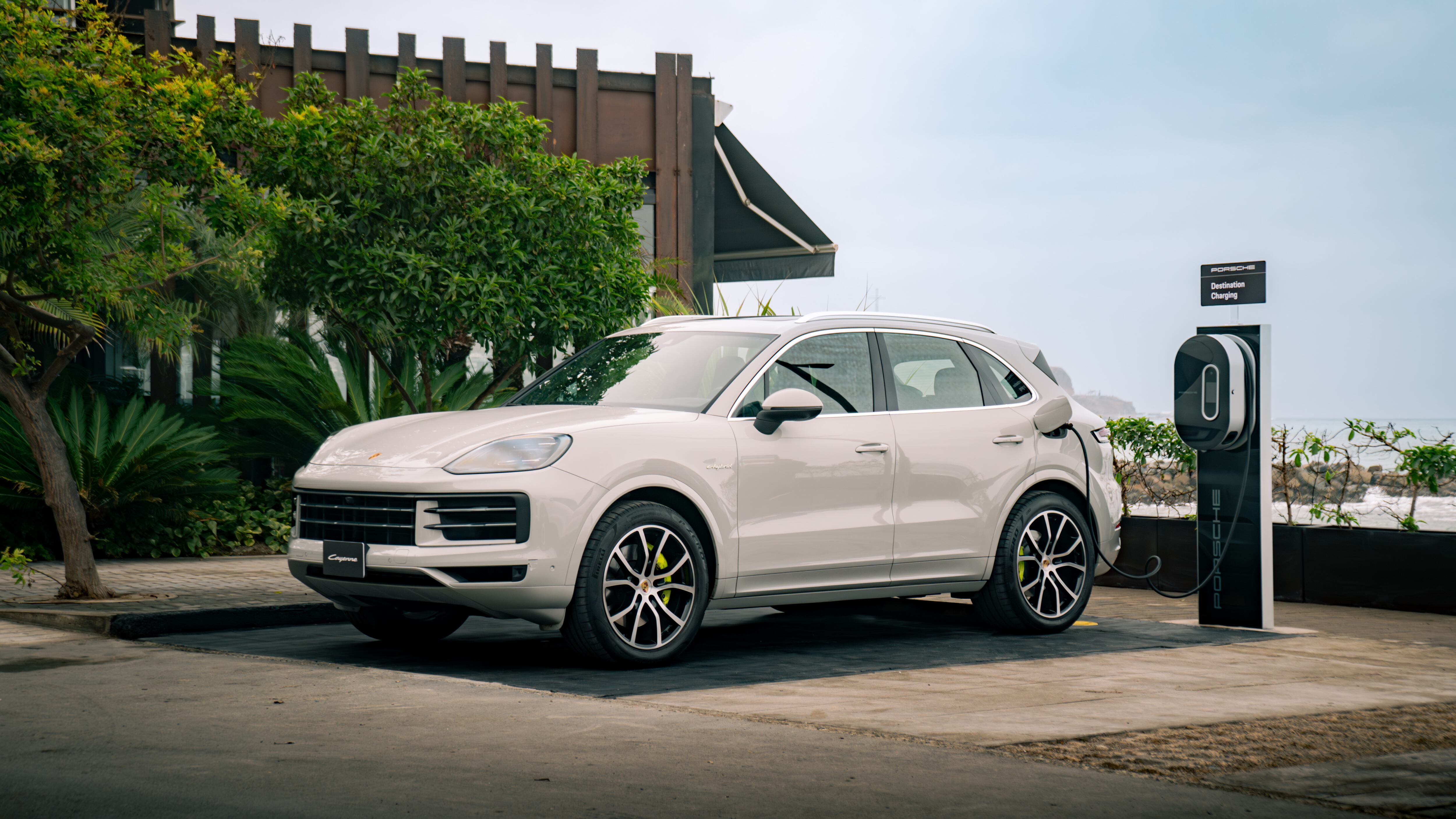 Porsche, estrategia de electromovilidad