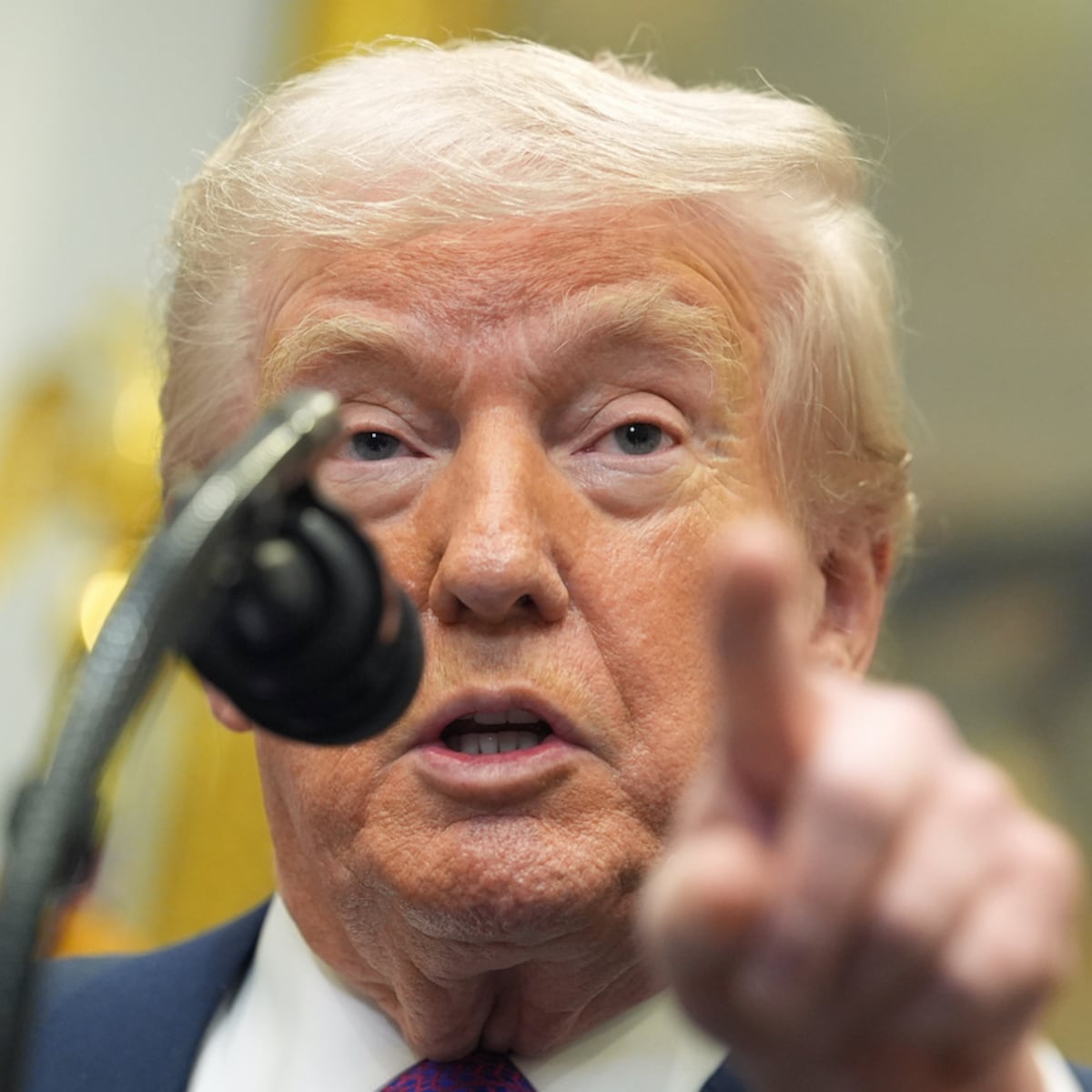 Donald Trump indulta a cinco exjugadores de la NFL por delitos federales Donald Trump indulta a cinco exjugadores de la NFL por delitos federales