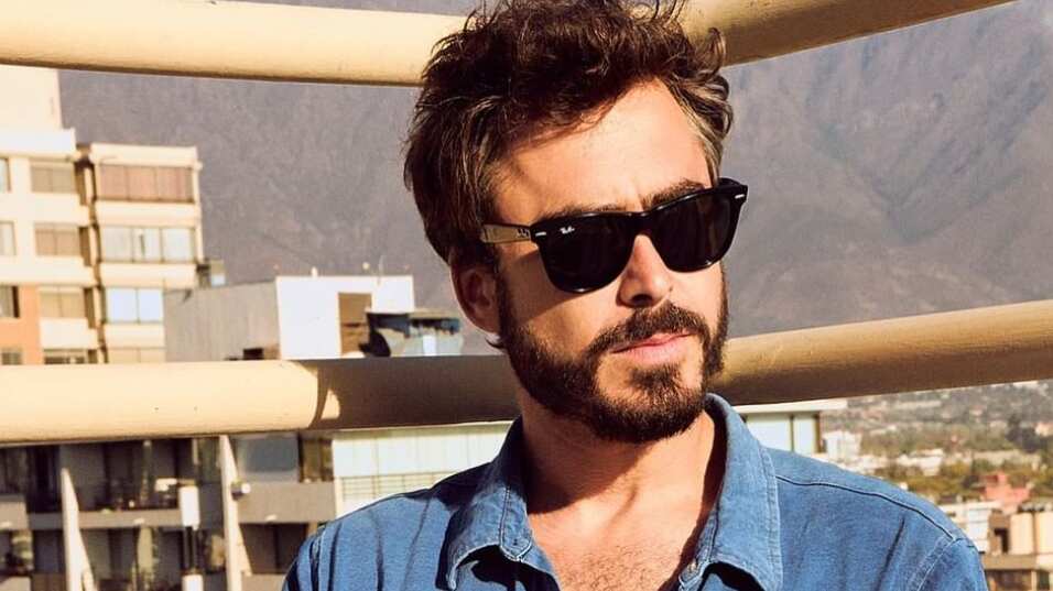 Nicolás Oyarzún aprueba