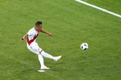 “Cagón de mierda”: El increíble insulto que recibió el peruano que falló un penal en el Mundial de Rusia