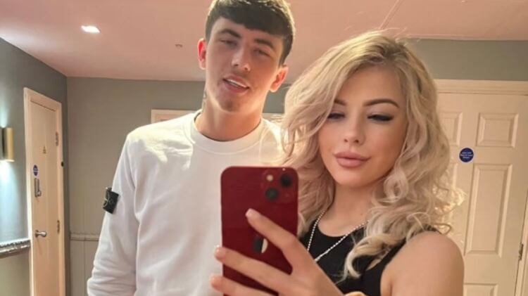 Joven pareja decidió abrirse un OnlyFans tras no tener dinero y ganaron 21 mil dólares un 1 mes.