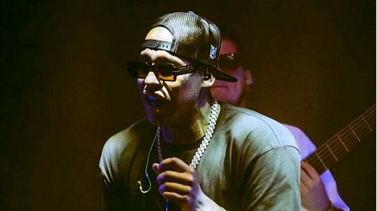 La mañana del 3 de septiembre, la escena de la música urbana mexicana amaneció con la noticia del sensible fallecimiento de Juan Carlos Sauceda.