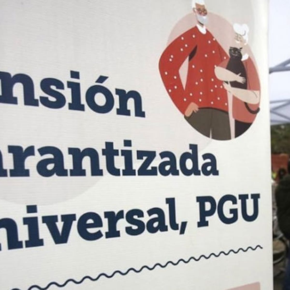 Pensionados reportan reducción de $100 mil en pago de PGU de febrero Pensionados reportan reducción de $100 mil en pago de PGU de febrero