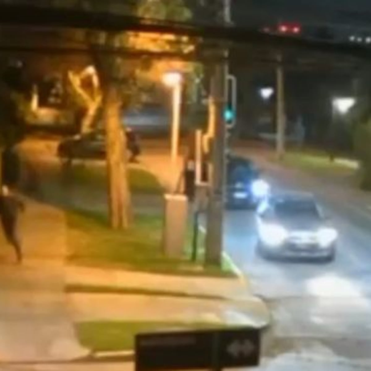 Pareja vivió terrorífica encerrona en Ñuñoa: Video muestra desgarradores gritos de auxilio Pareja vivió terrorífica encerrona en Ñuñoa: Video muestra desgarradores gritos de auxilio
