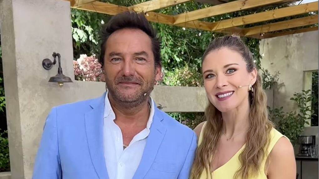 Daniel Fuenzalida y Carla Jara conducen el Buenos Días a Todos