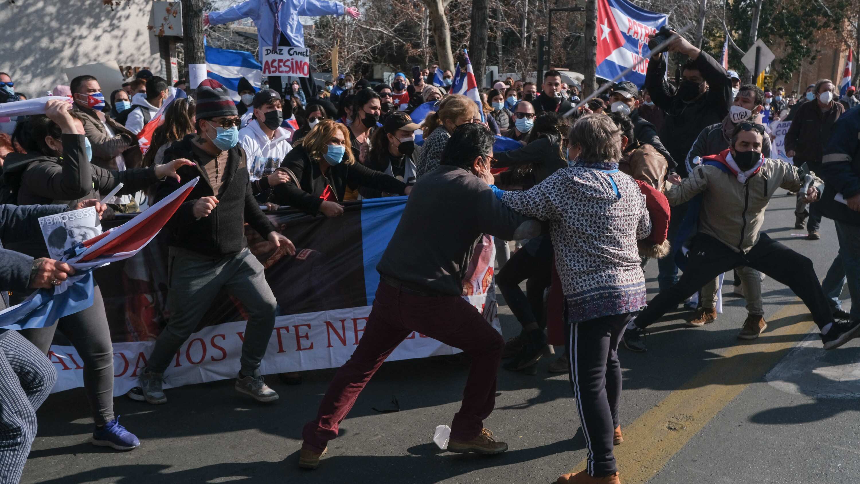 Cuba manifestaciones Embajada