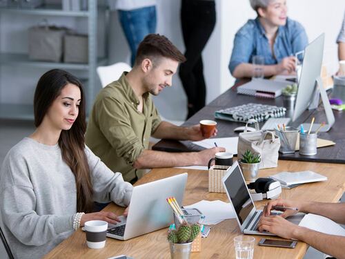 Vestimenta flexible: lo que el 73% de los colaboradores considera un pilar a la hora de encontrar empleo