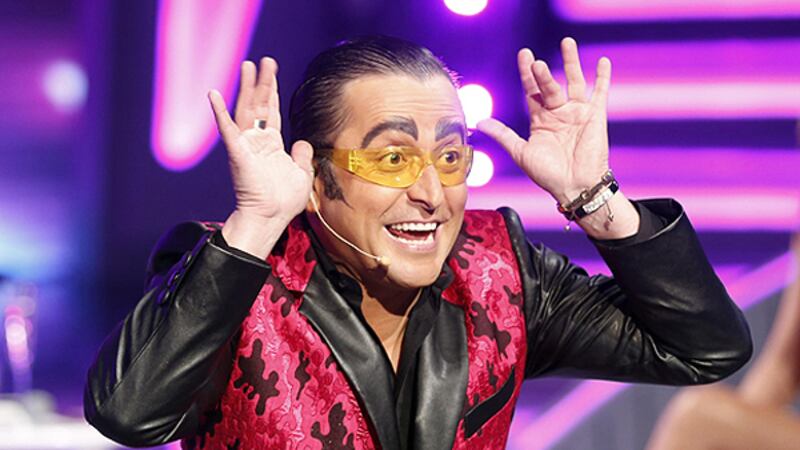 “Ladrón” y “el hijo del año”: Sebastián Dávalos reactiva demanda contra Canal 13 por rutinas de Yerko Puchento