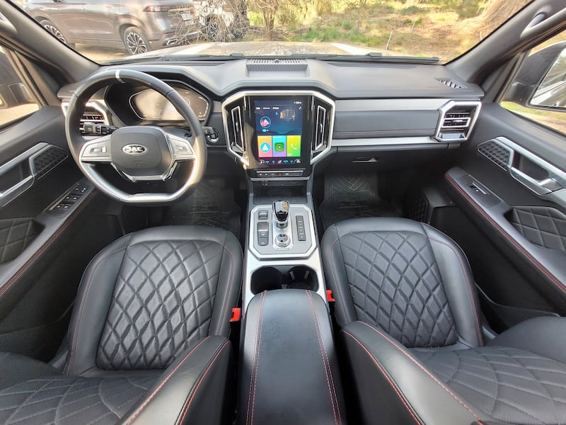 JAC T9