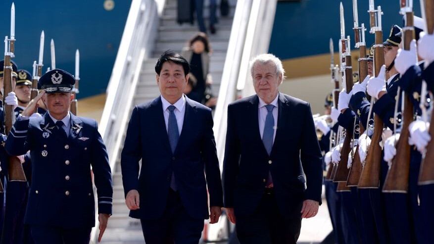 Integrante de la comitiva presidencial de Vietnam en Chile es detenido por acusación de abuso sexual