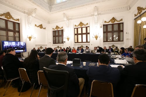 Con abstención del PDG: Comisión de Hacienda de la Cámara aprueba idea de legislar el Plan de reconstrucción