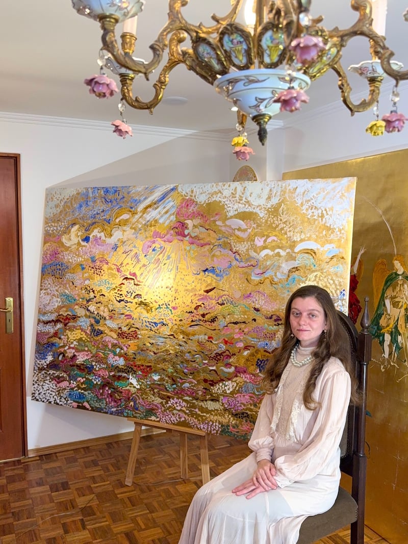 La artista ucraniana Veronika Blyzniuchenko ha hecho realidad su sueño de crear una serie de pinturas al óleo sobre paneles de oro puro de 24 quilates. Foto: Veronika Blyzniuchenko.