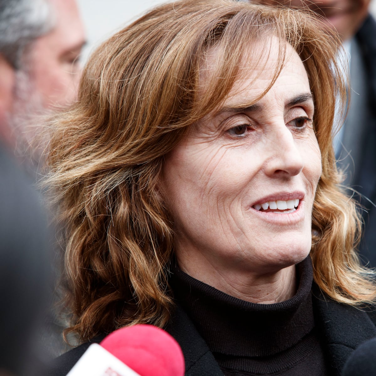 Marcela Cubillos critica investigación por sueldo en la USS Marcela Cubillos critica investigación por sueldo en la USS