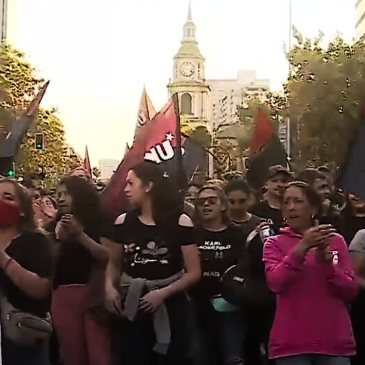 Ukamau regresa a las calles tras elección presidencial Ukamau regresa a las calles tras elección presidencial